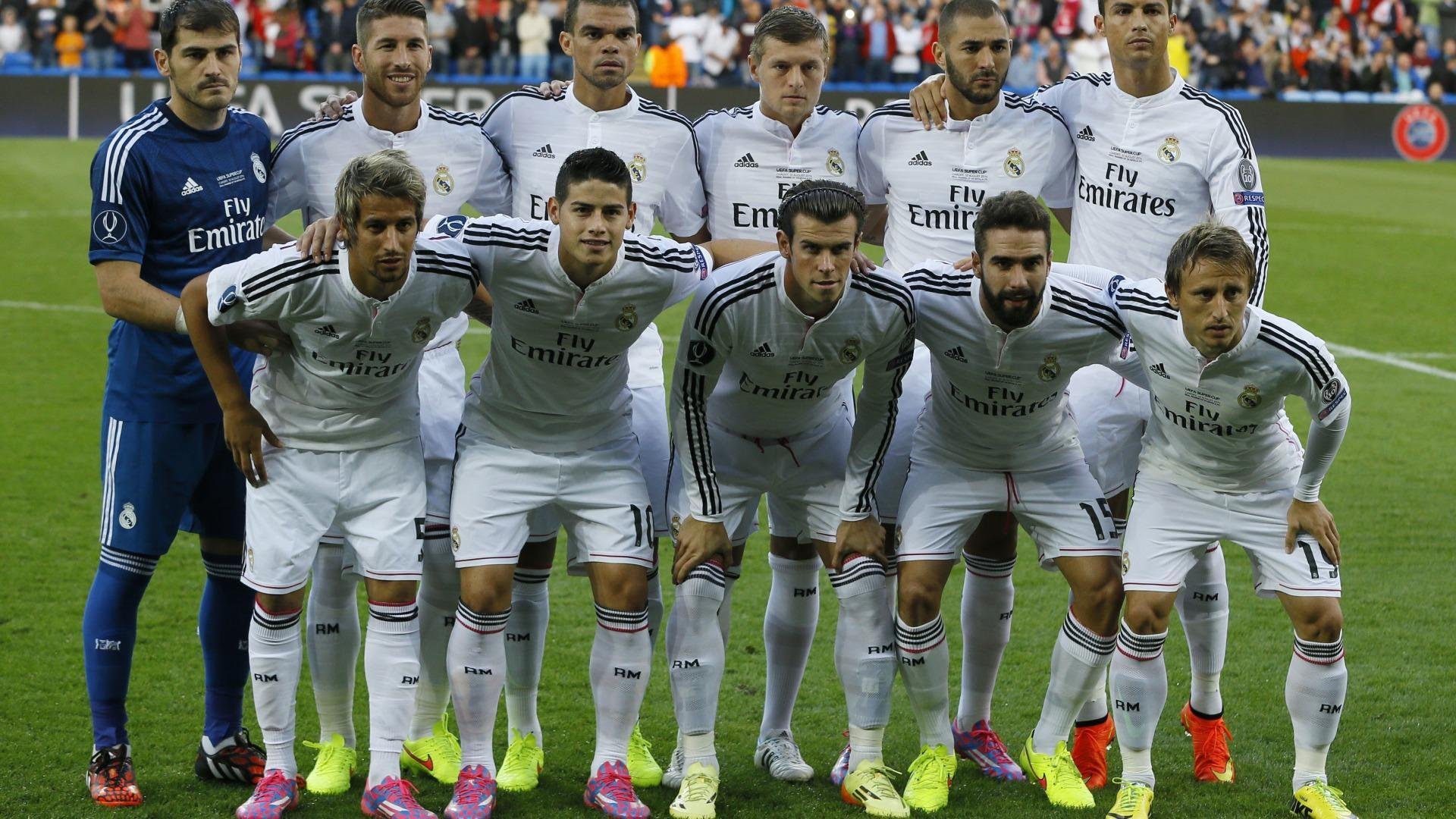 曼联与巴黎的转会风波,桑乔或被送走,曼联巴黎阵容